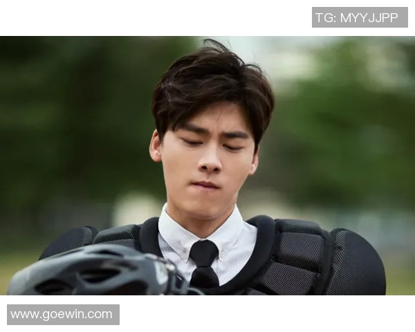 男足球明星的魅力瞬间帅气照片大集合展现运动与时尚的完美结合 男足球明星的魅力瞬间帅气照片大集合展现运动与时尚的完美结合