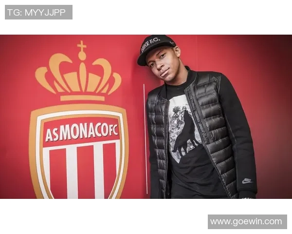 法国21号足球明星的辉煌历程与未来展望分析 法国21号足球明星的辉煌历程与未来展望分析