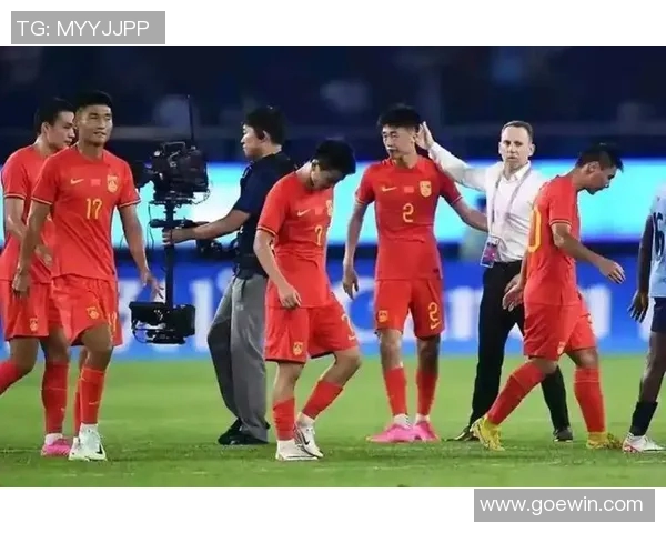 洲际杯精彩回顾成都足球队默契配合展现团队实力与战术智慧