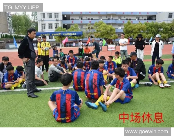 南京足球队反击战术分析与成败得失探讨